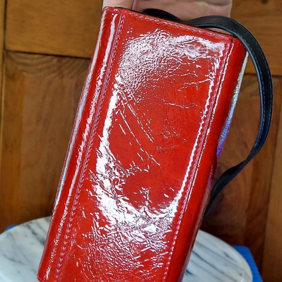 Miche Giraffe Print Clutch with Red Accents - Picture 9 of 11